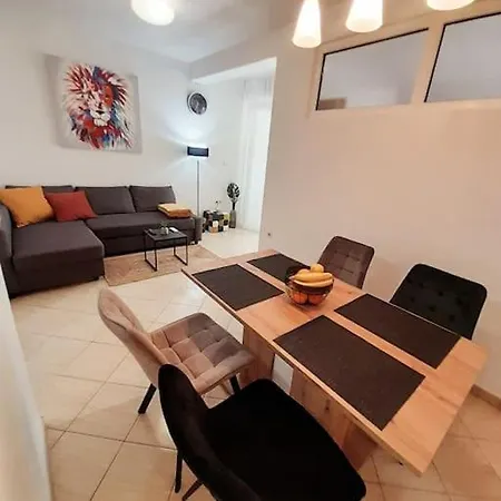 Bucko Pazdigrad سبليت